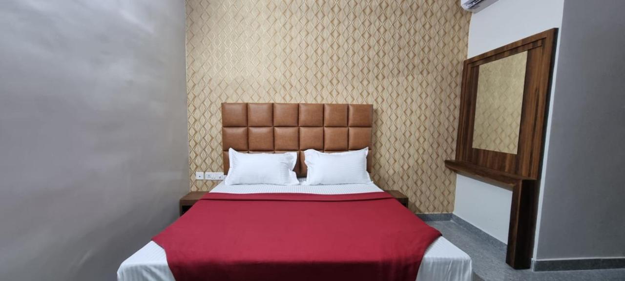 The Appolo Regency Apartment Chennai Exterior foto